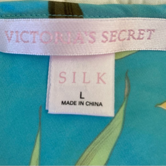 EUC Victoria's Secret Floral Chemise - 100% SILK - Picture 5 of 11